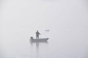 Mehr über den Artikel erfahren Wo ist Angeln vom Boot erlaubt?